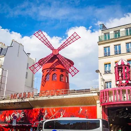 New & Cozy T2 With Balcony - 18 Montmartre Apartment *