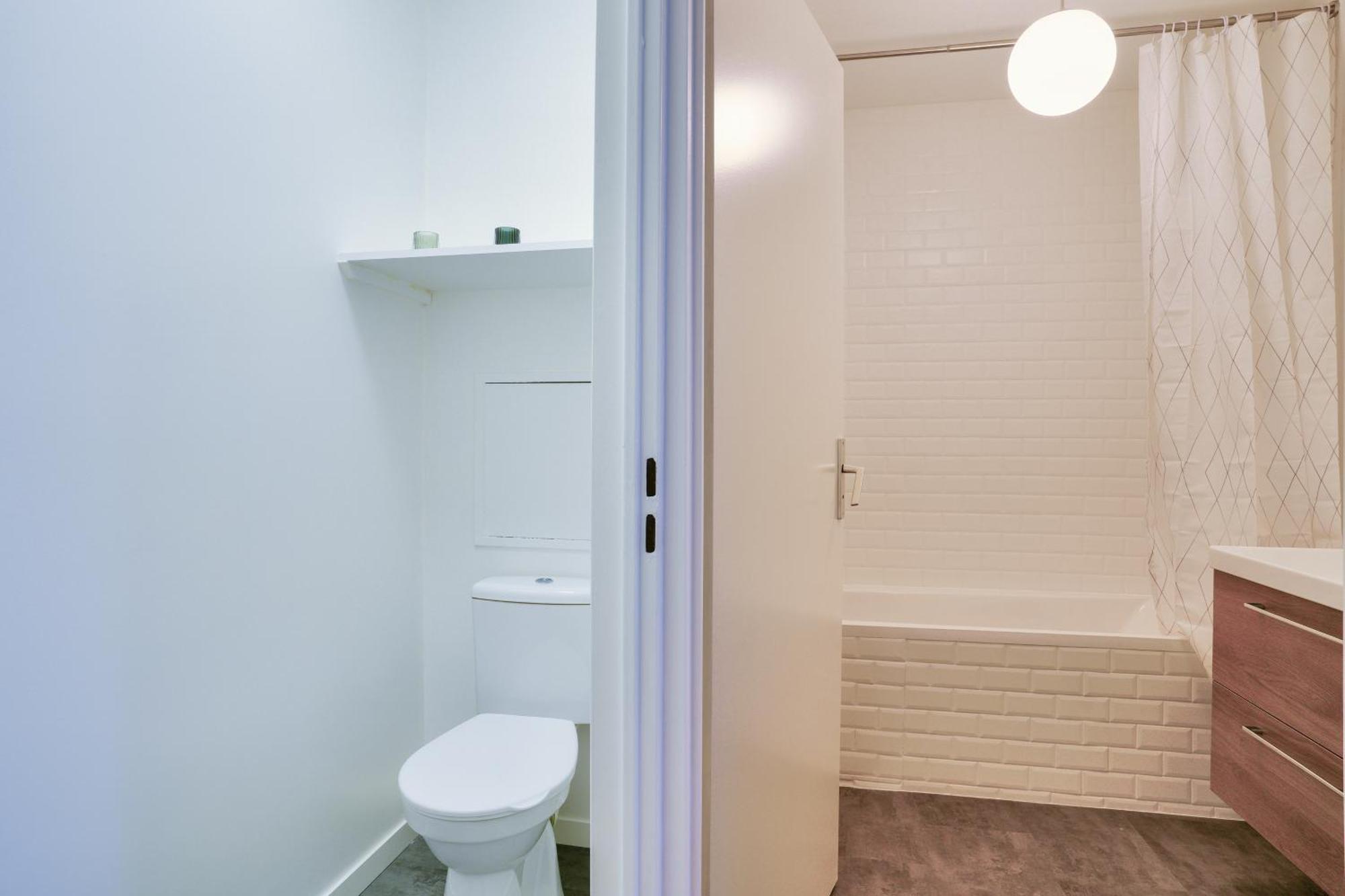 New & Cozy T2 With Balcony - 18 Montmartre Appartamento